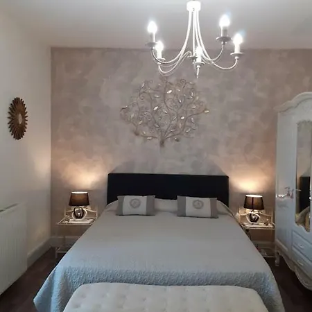 D'hotes Domaine Des Oliviers Bed & Breakfast Sarlat